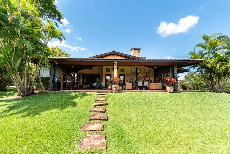 Foto 3 de Sítio / Rancho com 9 quartos à venda, 2600m2 em Piracaia - SP