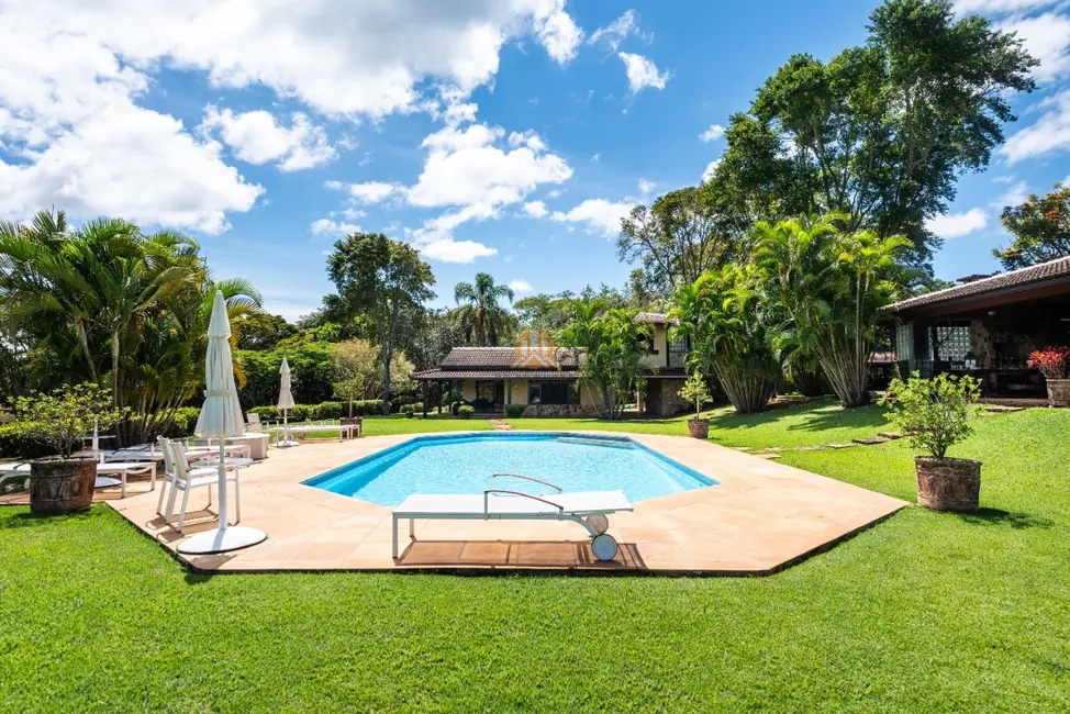 Foto 4 de Sítio / Rancho com 9 quartos à venda, 2600m2 em Piracaia - SP