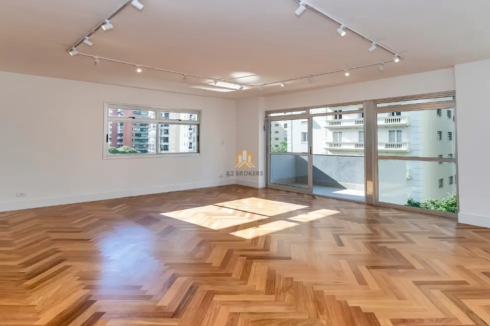 Foto 2 de Apartamento com 3 quartos à venda, 182m2 em Jardim Paulista, São Paulo - SP
