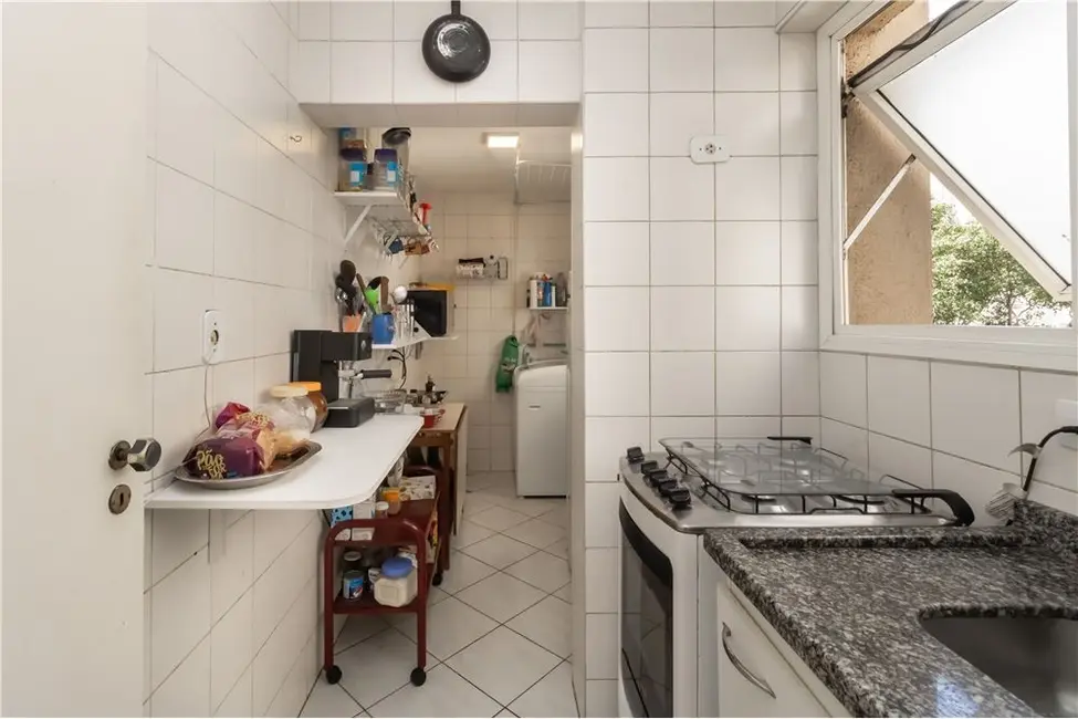 Foto 7 de Apartamento com 2 quartos à venda, 56m2 em Moema, São Paulo - SP