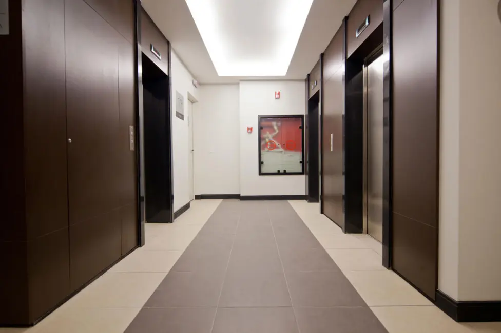 Foto 5 de Sala Comercial à venda, 213m2 em Centro, Curitiba - PR