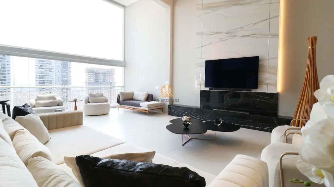 Foto 1 de Apartamento com 4 quartos à venda, 238m2 em Vila Suzana, São Paulo - SP