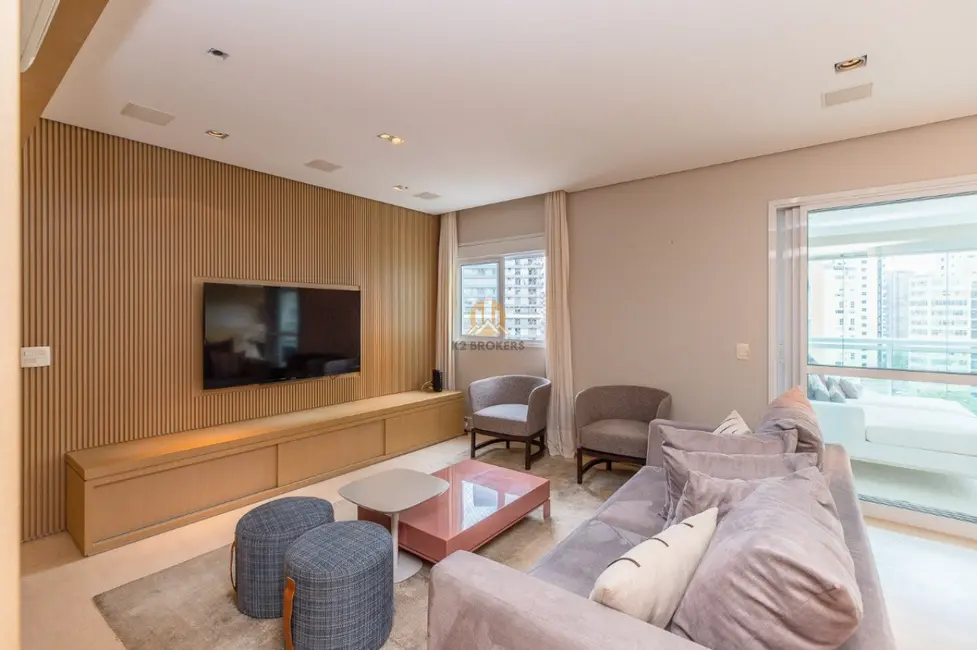 Foto 2 de Apartamento com 3 quartos à venda, 158m2 em Vila Nova Conceição, São Paulo - SP