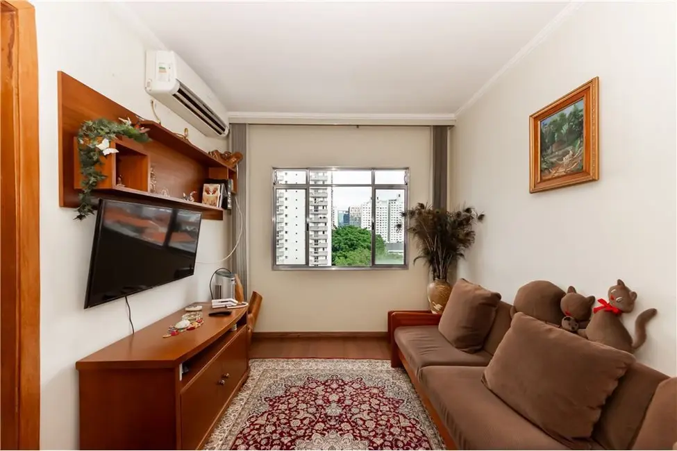 Foto 3 de Apartamento com 2 quartos à venda, 70m2 em Vila Nova Conceição, São Paulo - SP