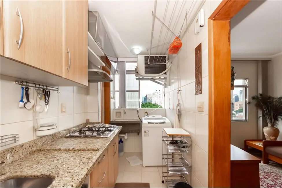 Foto 8 de Apartamento com 2 quartos à venda, 70m2 em Vila Nova Conceição, São Paulo - SP