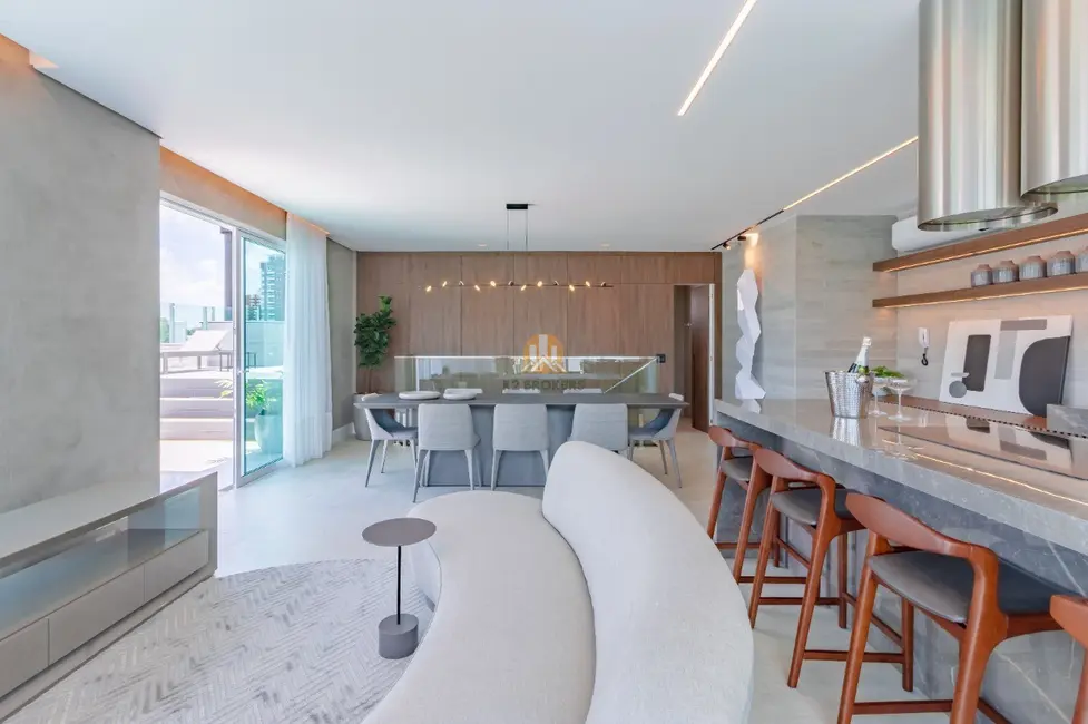 Foto 2 de Apartamento com 3 quartos à venda, 216m2 em Cabral, Curitiba - PR