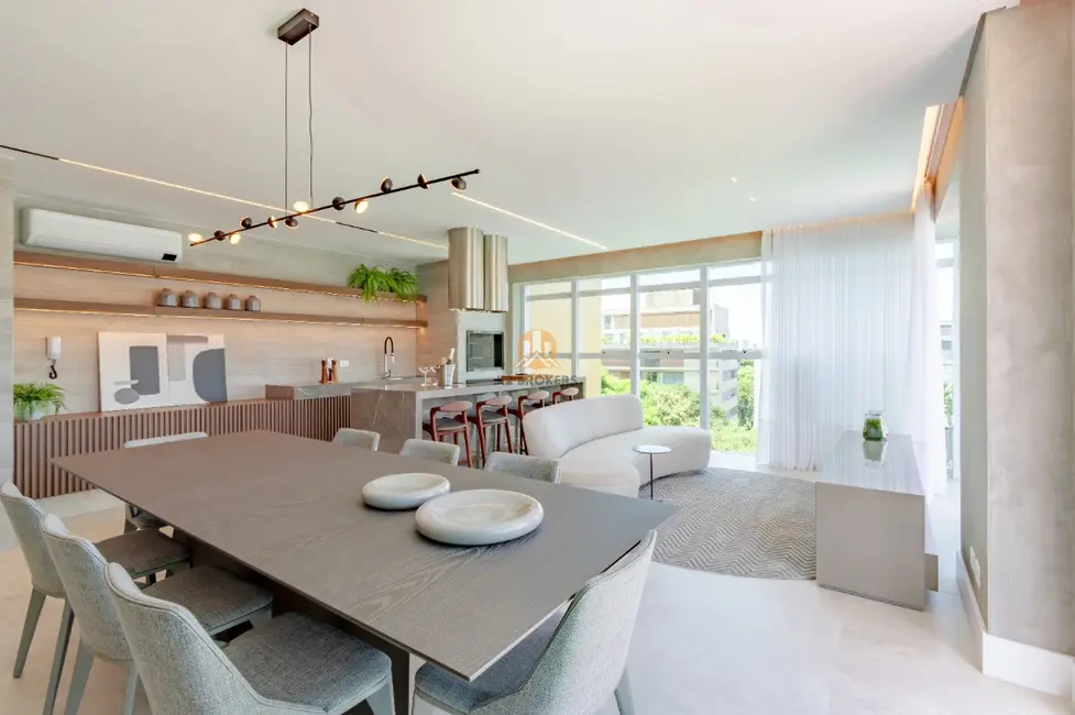 Foto 7 de Apartamento com 3 quartos à venda, 216m2 em Cabral, Curitiba - PR