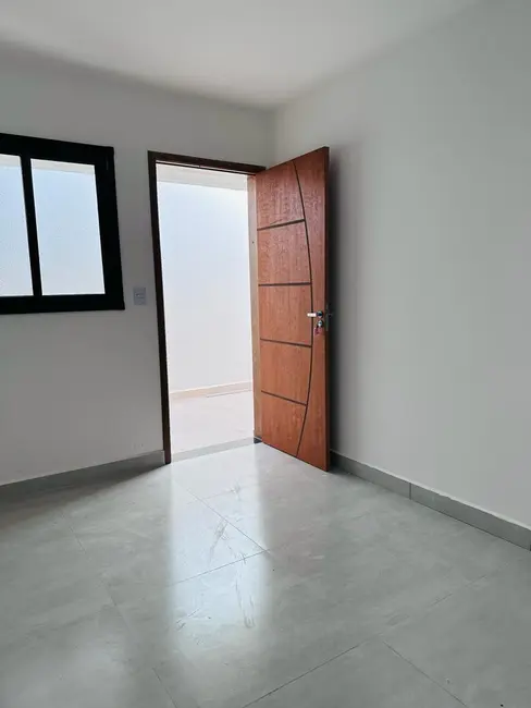 Foto 2 de Apartamento com 2 quartos à venda, 34m2 em Vila Paranaguá, São Paulo - SP
