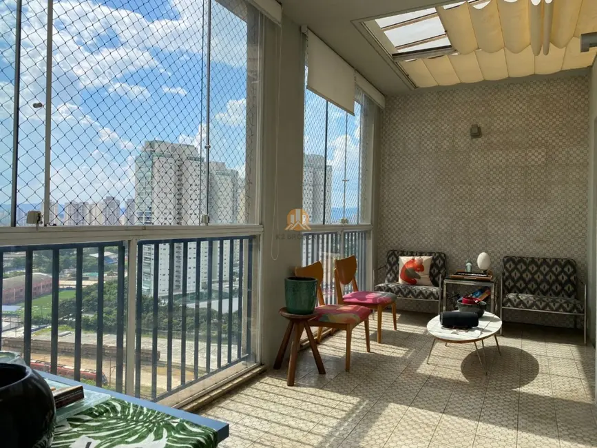 Foto 6 de Apartamento com 3 quartos à venda, 243m2 em Água Branca, São Paulo - SP
