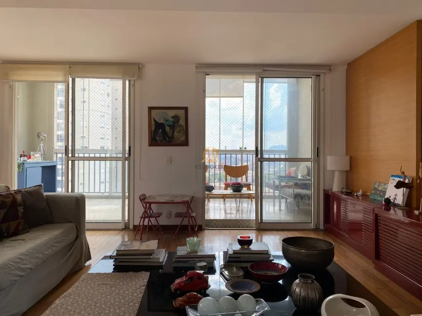 Foto 8 de Apartamento com 3 quartos à venda, 243m2 em Água Branca, São Paulo - SP