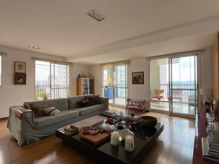 Foto 2 de Apartamento com 3 quartos à venda, 243m2 em Água Branca, São Paulo - SP