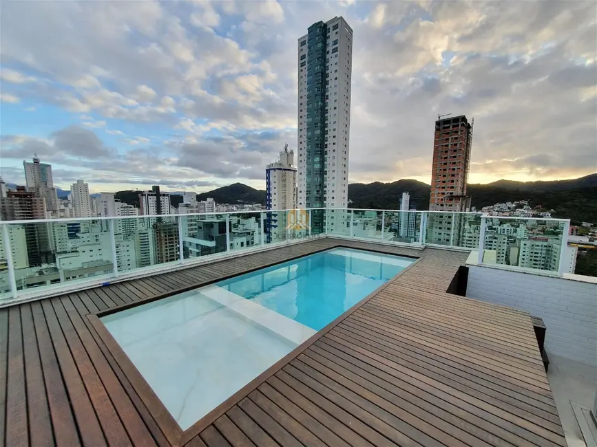 Foto 1 de Apartamento com 3 quartos à venda, 268m2 em Pioneiros, Balneario Camboriu - SC