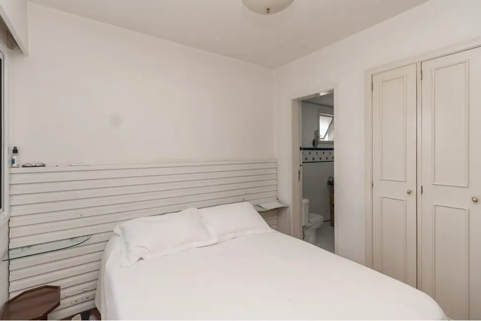 Foto 6 de Apartamento com 3 quartos à venda, 190m2 em Jardim das Acácias, São Paulo - SP