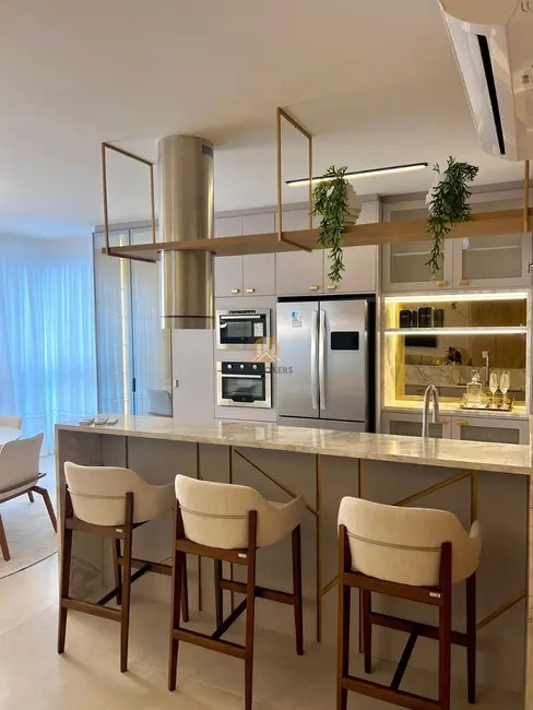 Foto 6 de Apartamento com 3 quartos à venda, 129m2 em Meia Praia, Itapema - SC