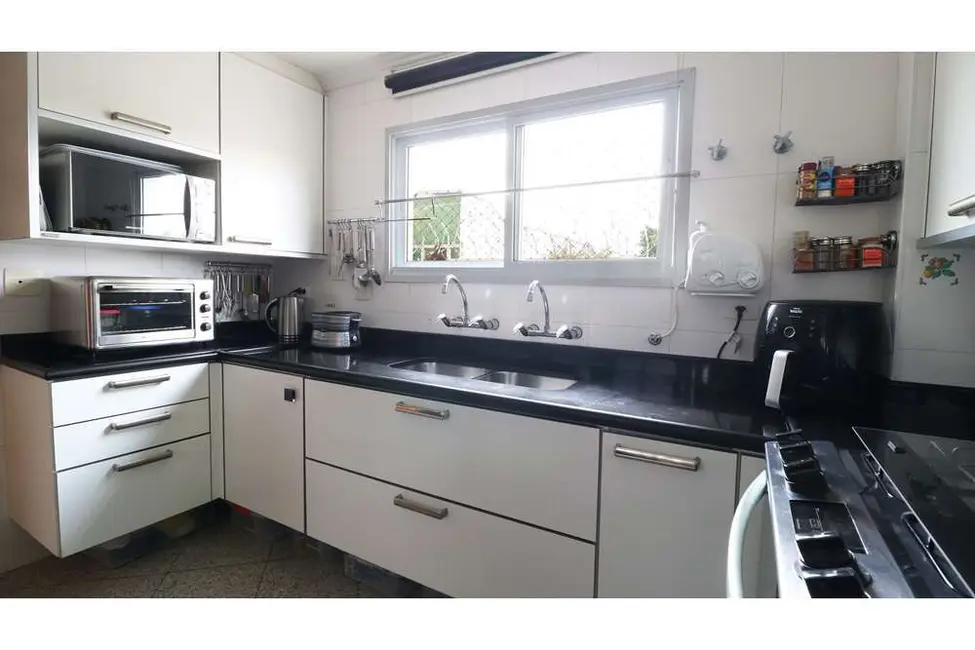 Casa de Condomínio com 4 quartos à venda, 376m2 em Indianópolis, São Paulo - SP - imagem 5 Foto 5 de Casa de Condomínio com 4 quartos à venda, 376m2 em Indianópolis, São Paulo - SP