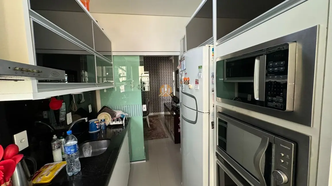 Foto 3 de Apartamento com 3 quartos à venda, 213m2 em Pioneiros, Balneario Camboriu - SC