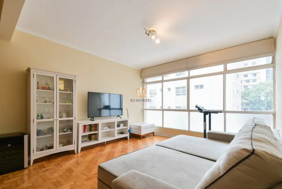 Foto 2 de Apartamento com 3 quartos à venda, 218m2 em Jardim Paulista, São Paulo - SP