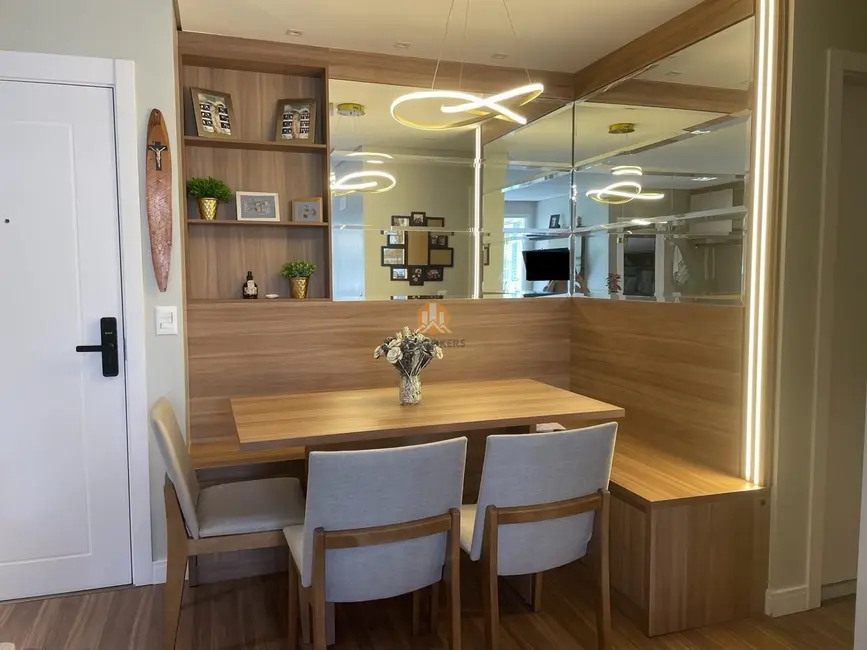 Foto 4 de Apartamento com 2 quartos à venda, 72m2 em Bacacheri, Curitiba - PR