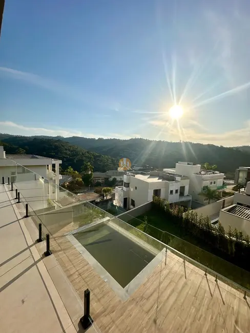 Foto 3 de Casa de Condomínio com 4 quartos à venda, 410m2 em Cidade Tamboré, Santana De Parnaiba - SP