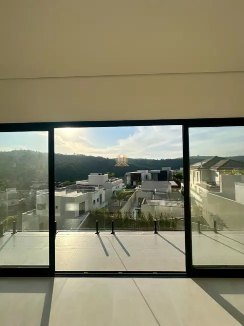 Foto 6 de Casa de Condomínio com 4 quartos à venda, 410m2 em Cidade Tamboré, Santana De Parnaiba - SP