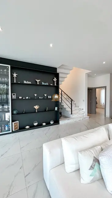 Foto 9 de Casa de Condomínio com 4 quartos à venda, 340m2 em Cidade Tamboré, Santana De Parnaiba - SP