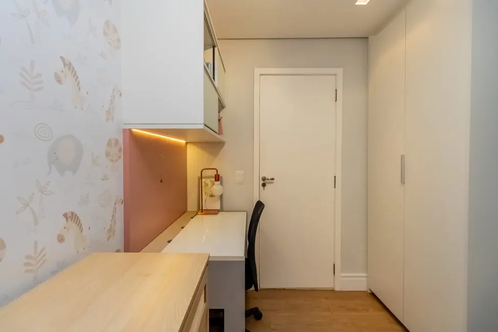 Foto 2 de Apartamento com 2 quartos à venda, 81m2 em Vila Nova Conceição, São Paulo - SP