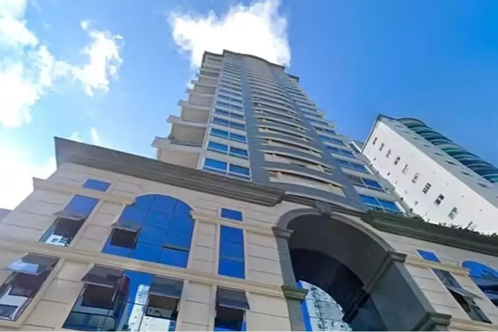 Foto 1 de Apartamento com 3 quartos à venda, 223m2 em Centro, Balneario Camboriu - SC