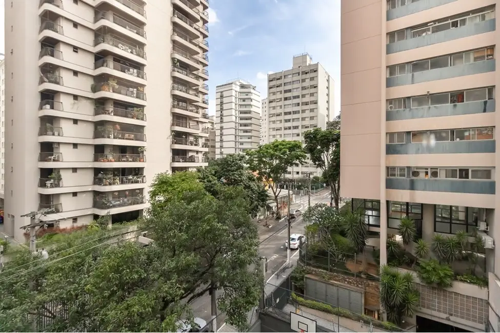 Foto 4 de Apartamento com 3 quartos à venda, 126m2 em Moema, São Paulo - SP