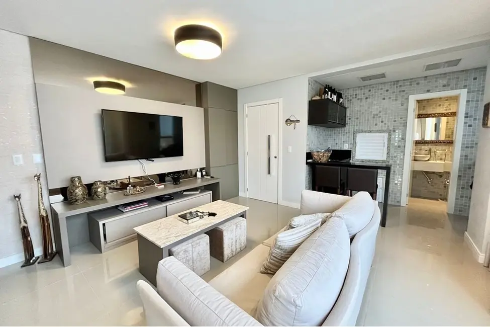 Foto 3 de Apartamento com 3 quartos à venda, 122m2 em Pioneiros, Balneario Camboriu - SC