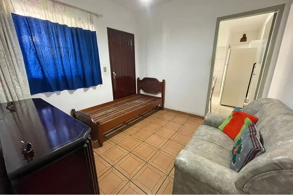 Foto 2 de Casa com 2 quartos à venda, 250m2 em Canhema, Diadema - SP