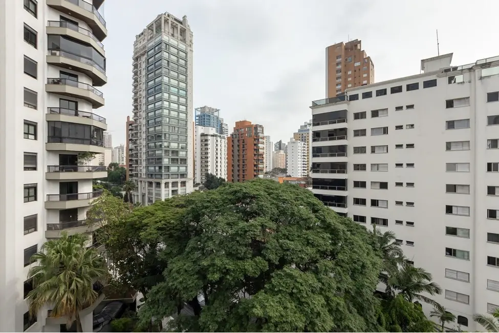 Foto 9 de Apartamento com 4 quartos à venda, 244m2 em Vila Uberabinha, São Paulo - SP