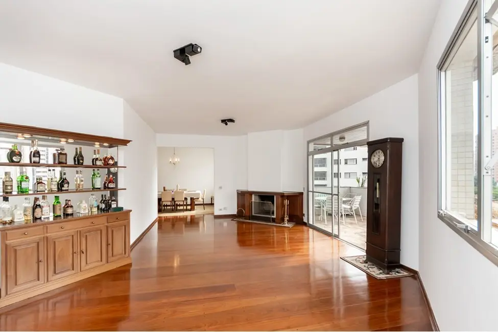 Foto 2 de Apartamento com 4 quartos à venda, 244m2 em Vila Uberabinha, São Paulo - SP