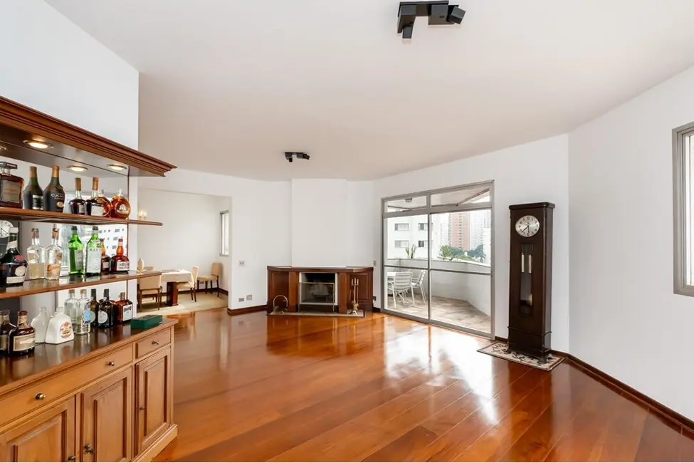 Foto 3 de Apartamento com 4 quartos à venda, 244m2 em Vila Uberabinha, São Paulo - SP