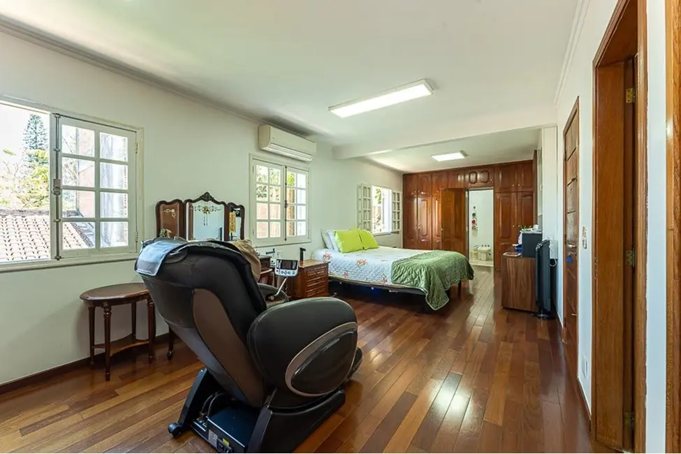 Foto 4 de Casa com 6 quartos à venda, 708m2 em Granja Viana, Cotia - SP