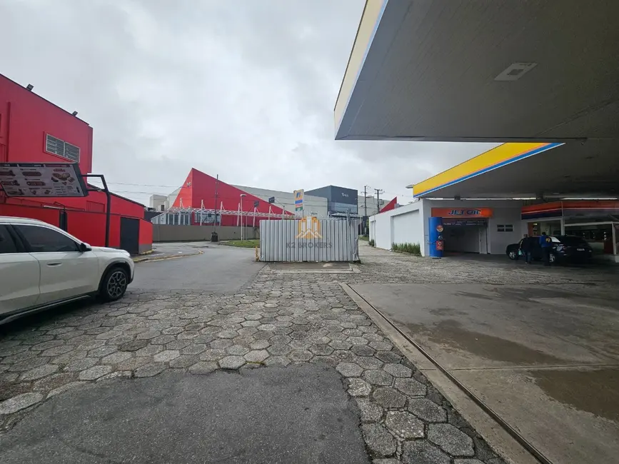 Loja para alugar, 211m2 em Jardim Botânico, Curitiba - PR - imagem 5 Foto 5 de Loja para alugar, 211m2 em Jardim Botânico, Curitiba - PR