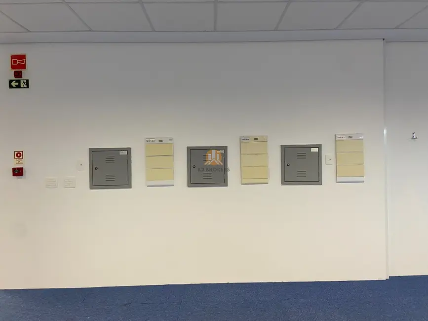 Foto 35 de Sala Comercial para alugar, 484m2 em Alto da Glória, Curitiba - PR