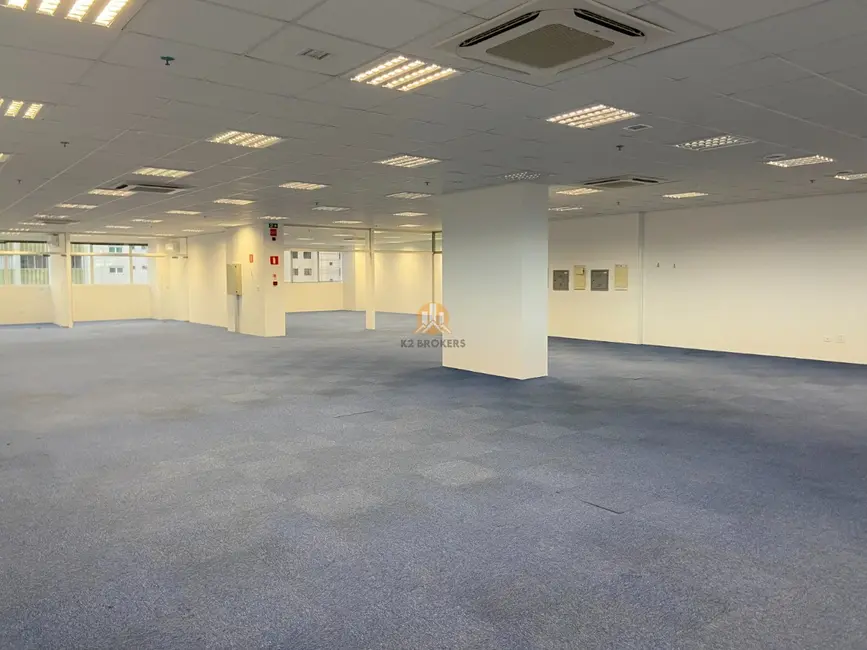 Foto 3 de Sala Comercial para alugar, 484m2 em Alto da Glória, Curitiba - PR