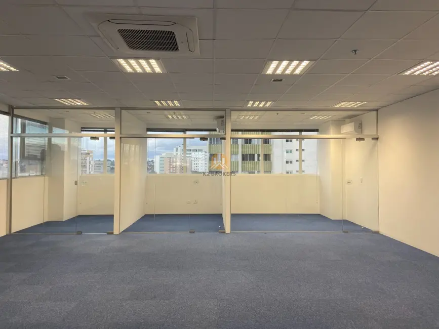Foto 15 de Sala Comercial para alugar, 484m2 em Alto da Glória, Curitiba - PR