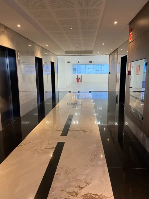 Foto 36 de Sala Comercial para alugar, 484m2 em Alto da Glória, Curitiba - PR