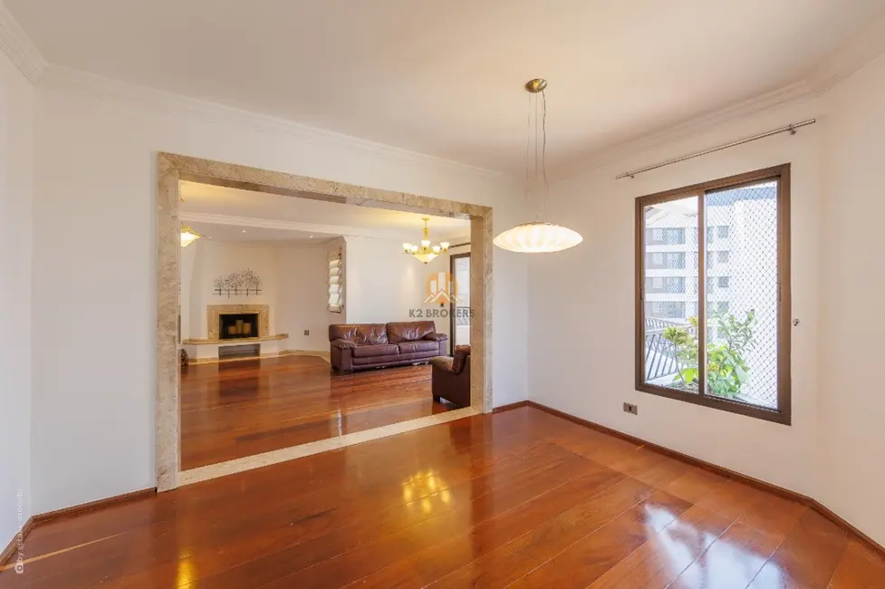 Apartamento com 4 quartos à venda, 218m2 em Campo Belo, São Paulo - SP - imagem 8 Foto 8 de Apartamento com 4 quartos à venda, 218m2 em Campo Belo, São Paulo - SP