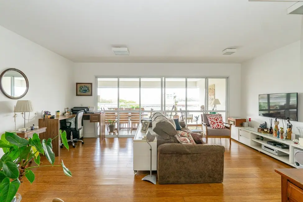Foto 1 de Apartamento com 3 quartos à venda, 160m2 em Santo Amaro, São Paulo - SP