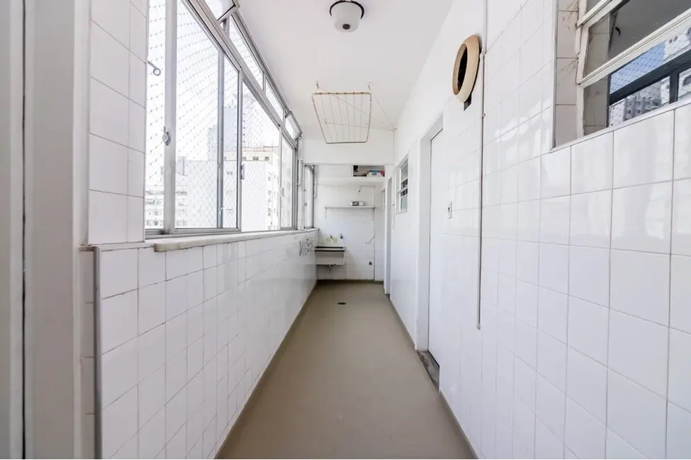 Foto 9 de Apartamento com 3 quartos à venda, 190m2 em Aclimação, São Paulo - SP