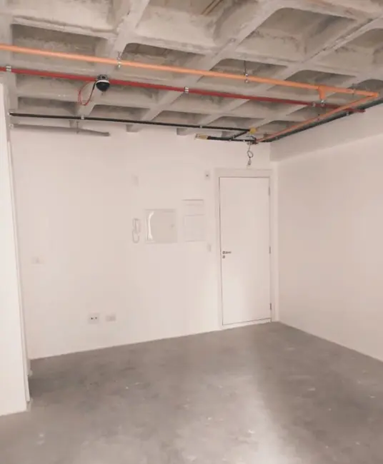 Foto 3 de Sala Comercial à venda, 29m2 em Centro, Curitiba - PR