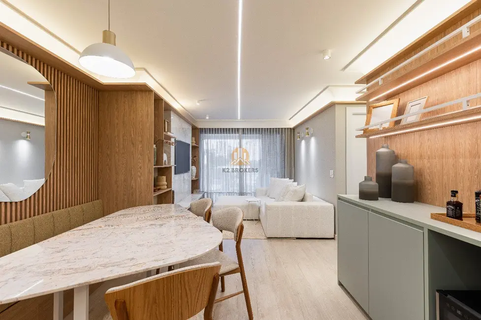 Foto 5 de Apartamento com 2 quartos à venda, 94m2 em Ahú, Curitiba - PR