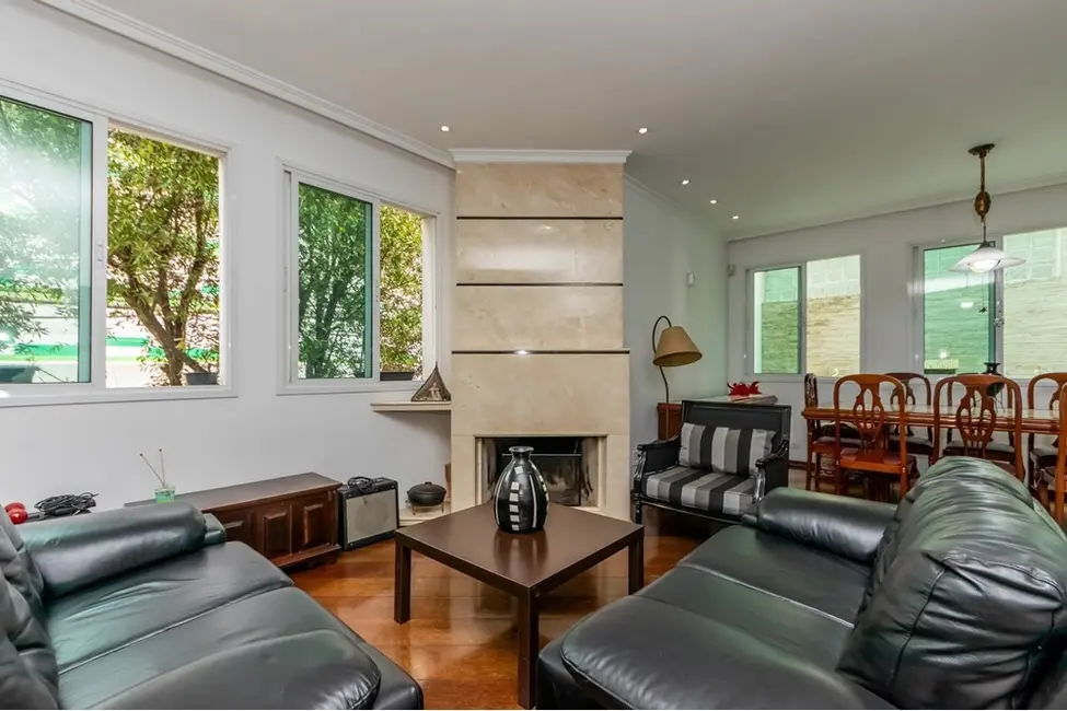 Casa com 6 quartos à venda, 360m2 em Santana, São Paulo - SP - imagem 1 Foto 1 de Casa com 6 quartos à venda, 360m2 em Santana, São Paulo - SP