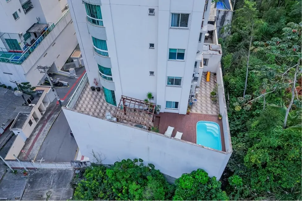 Foto 4 de Apartamento com 3 quartos à venda, 178m2 em Pioneiros, Balneario Camboriu - SC