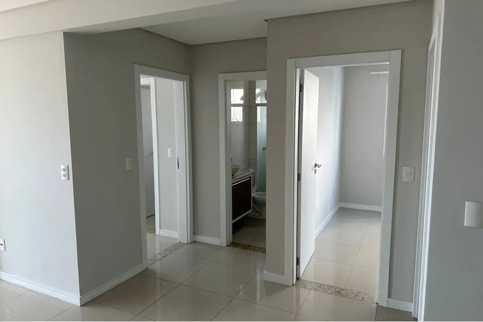 Apartamento com 3 quartos à venda, 103m2 em Centro, Itajai - SC - imagem 8 Foto 8 de Apartamento com 3 quartos à venda, 103m2 em Centro, Itajai - SC