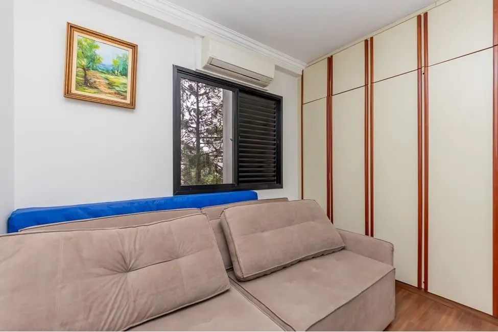 Foto 2 de Apartamento com 3 quartos à venda, 101m2 em Moema, São Paulo - SP