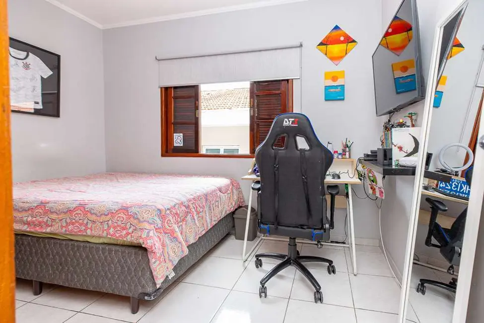 Foto 3 de Casa com 4 quartos à venda, 214m2 em Vila Guarani (Z Sul), São Paulo - SP