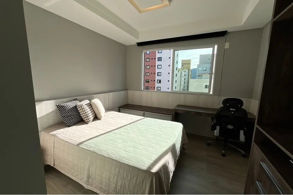 Foto 2 de Apartamento com 3 quartos à venda, 162m2 em Centro, Balneario Camboriu - SC